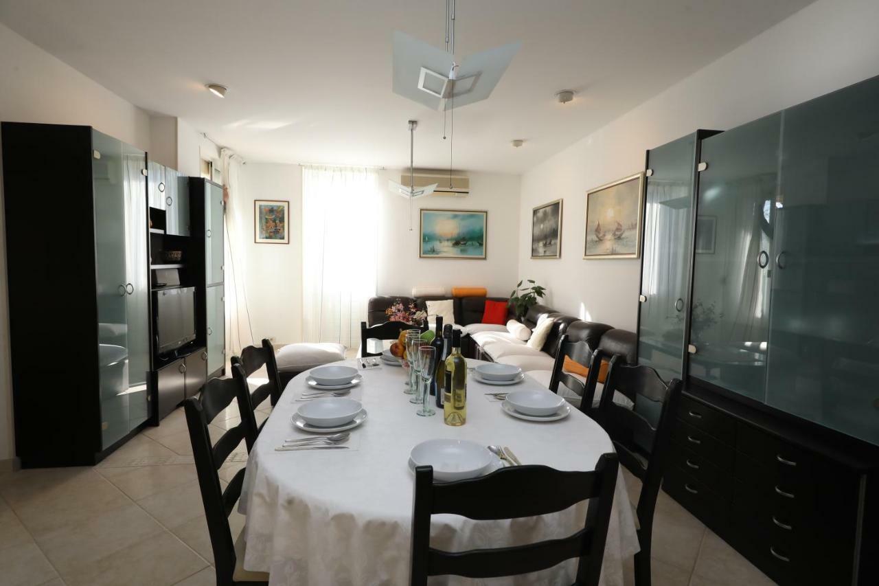 Apartment Riva 자다르 외부 사진